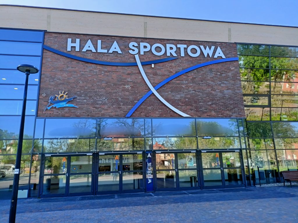 budynek hali widowiskowo-sportowej w Nowej Soli 